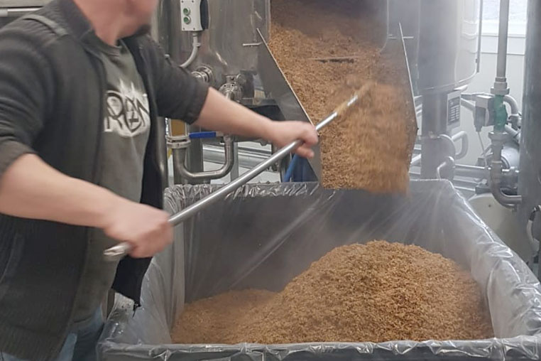 Brewing Backyard DIPA